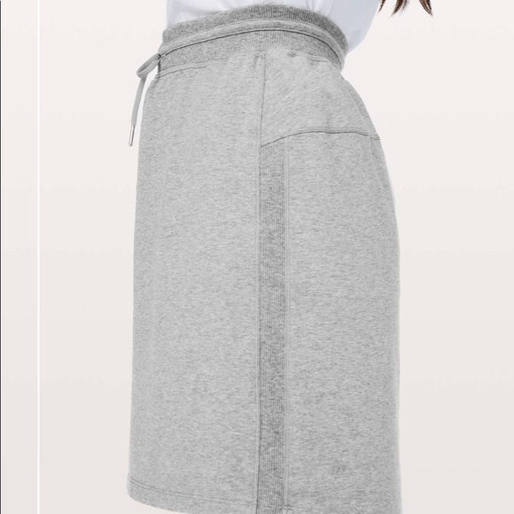 Lululemon Start Anew Skirt - Picture 3 of 5